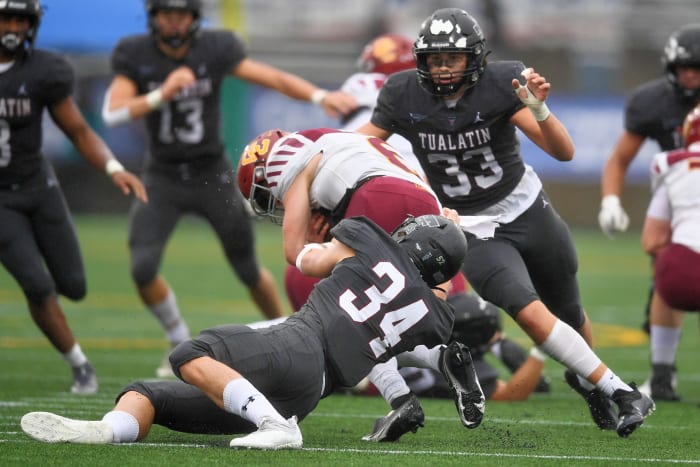 Tualatin.Central-Catholic.6A-football-final.Leon-Neuschwander.67